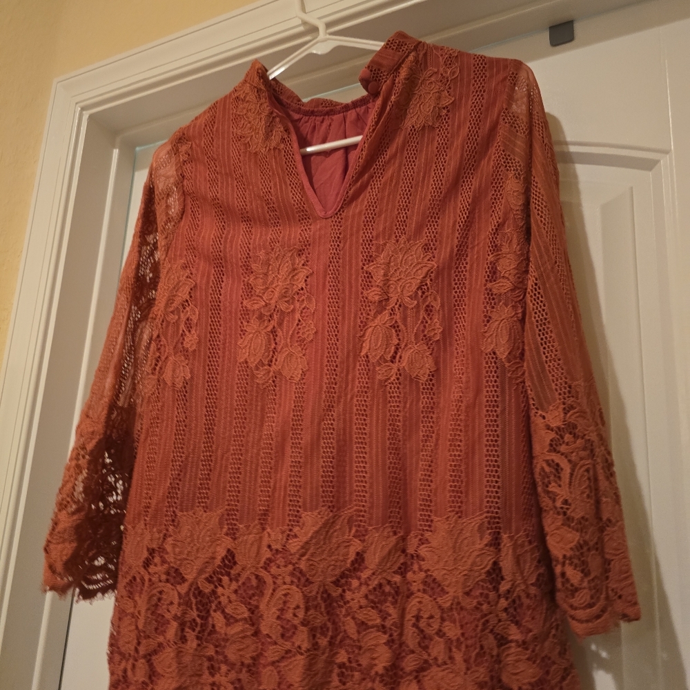 Long-sleeve lace top